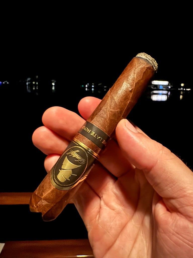 Davidoff Winston Churchill The Late Hour Robusto